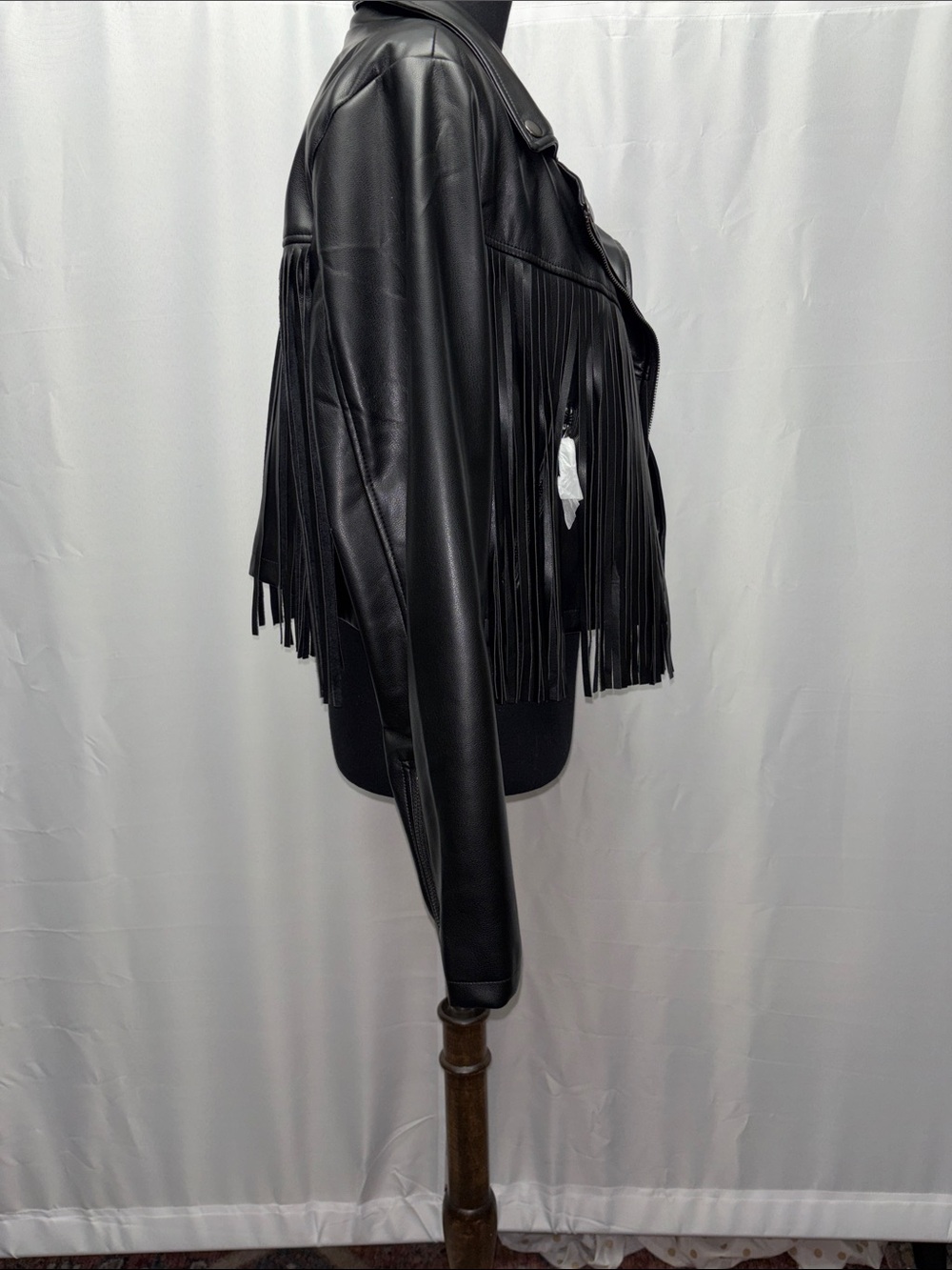 sofia by sofia vergara Black Fringe Faux Leather Moto Biker Jacket Size Large - Picture 8 of 10